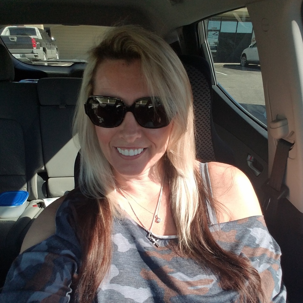 Meet your Posher, Tracy